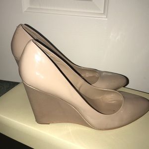 Ann Taylor Tan Heels
